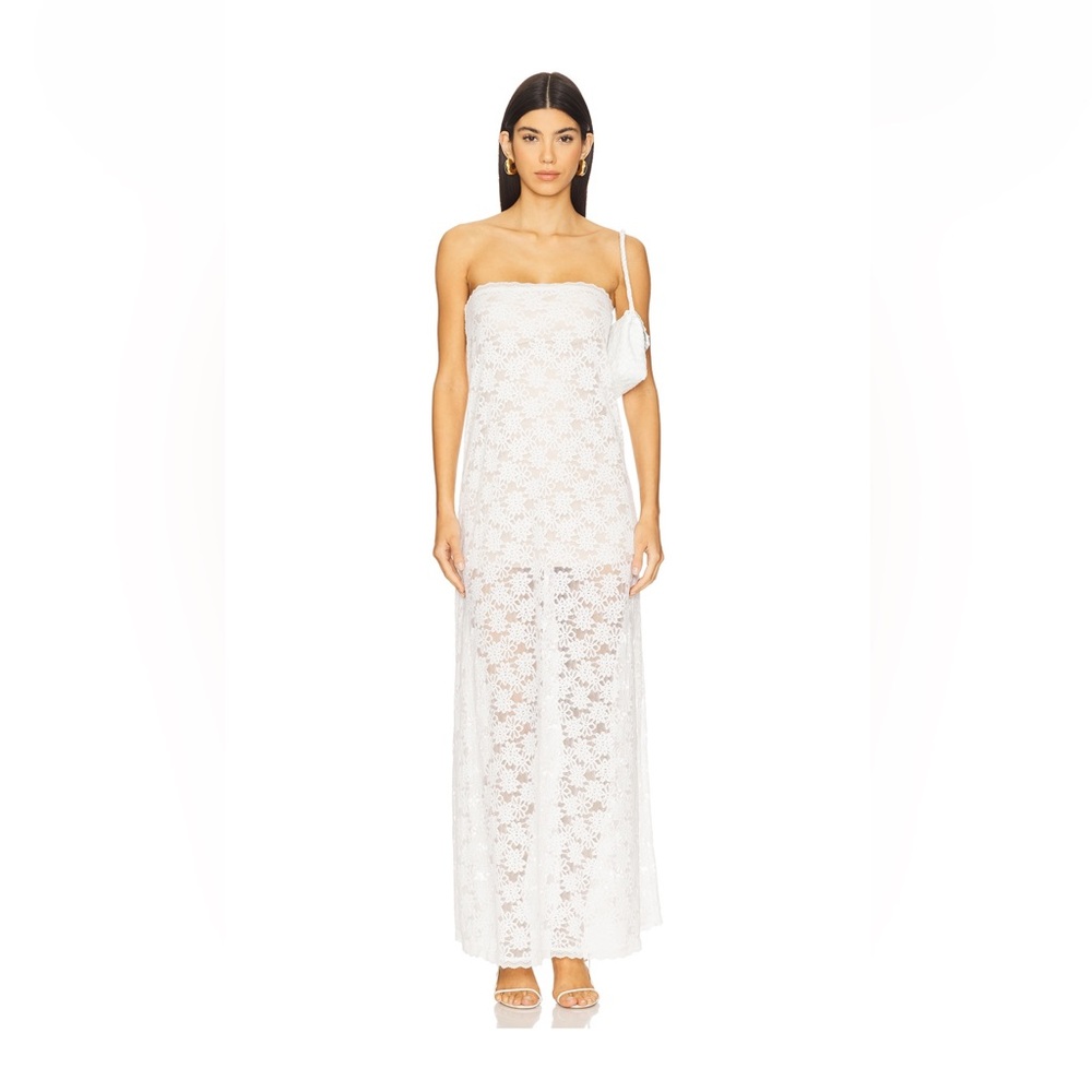 Chic Strapless White Lace Dress